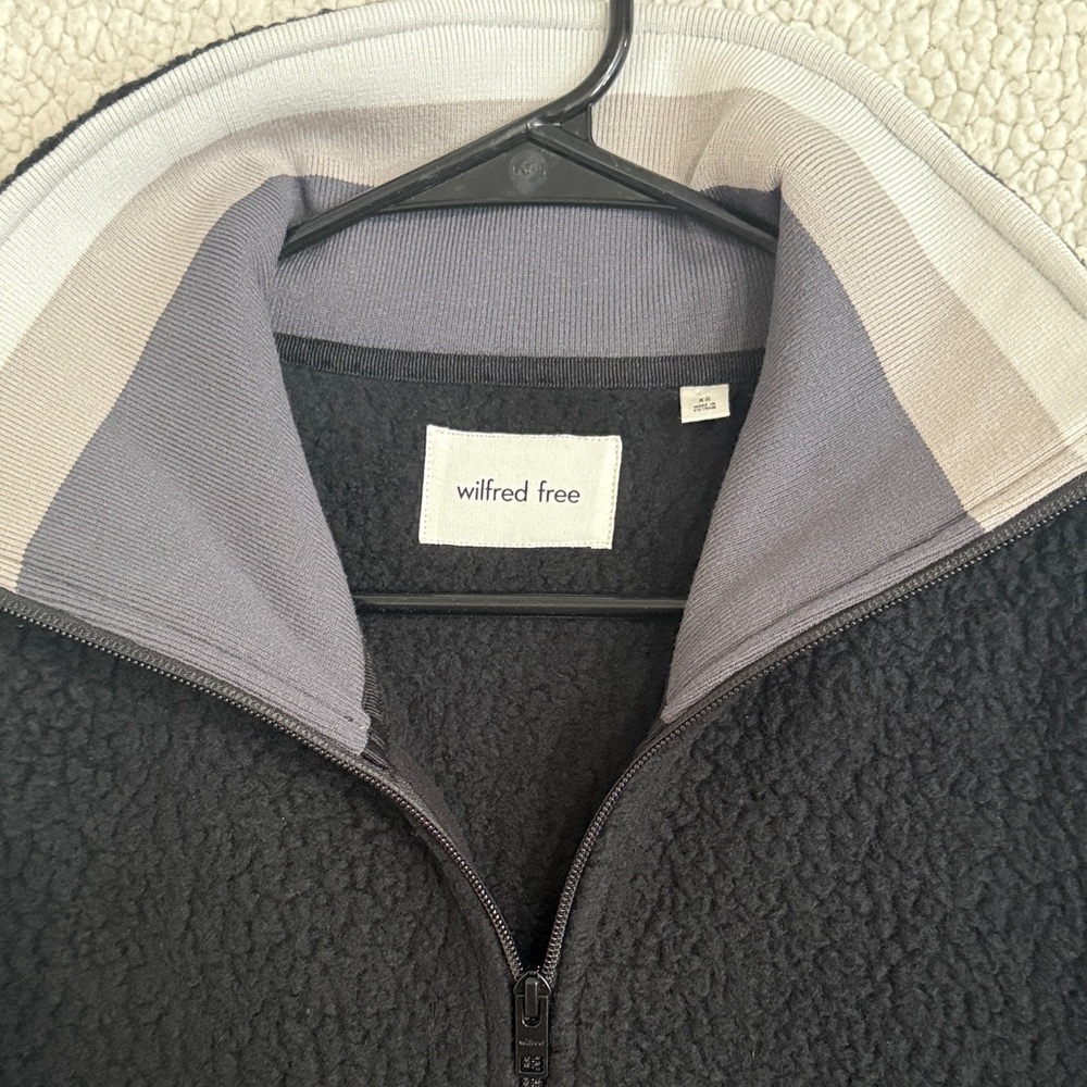 Aritzia Wilfred Free Smokey Zip-Up Fleece Jacket Size XS - Picture 6 of 10